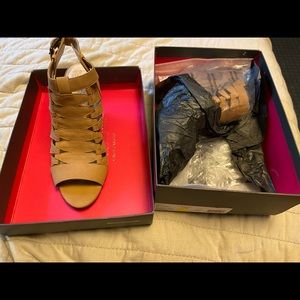 Vince Camuto heel size 11